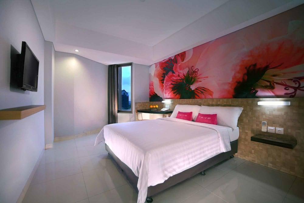 Aston Inn Pantai Losari Macasar Exterior foto
