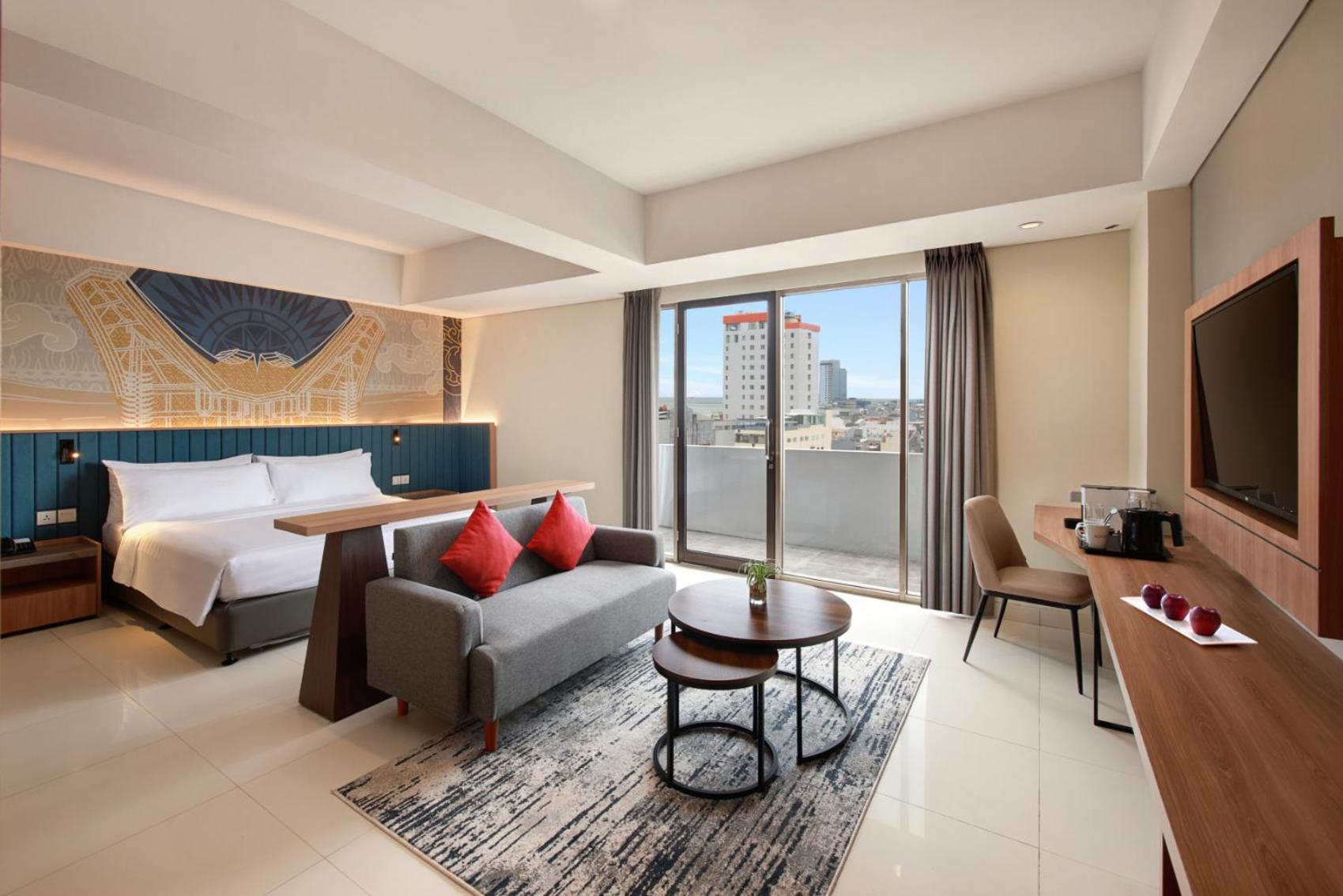 Aston Inn Pantai Losari Macasar Exterior foto